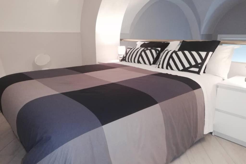 Appartamento Palazzo D'Arrigo White Loft Aeroporto di Catania Fontana Rossa Esterno foto